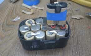 Ремонт, заміна та перепакування акумуляторів, батарей, шуруповертів.