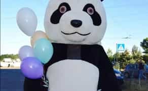 Костюм білого медведя з аніматором