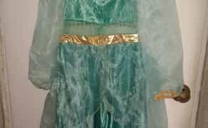 Костюми на свята