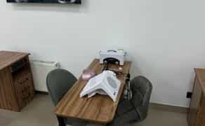 Місце майстра манікюру, педикюру, бровиста, візажиста, уклад