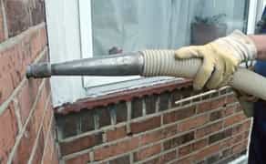 Задування стін перлітом, пенокрошкою та ековатою