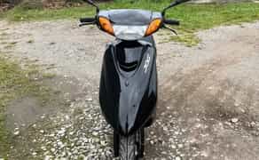 Скутер Yamaha Jog / GLOVO|BOLT