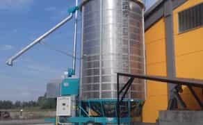 Мобільна зерносушарка: Сушимо в полі та на току!