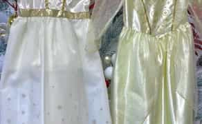 Костюми та плаття