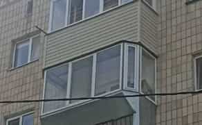 Балкони в Рівному на замовлення різні варіанти обшивки