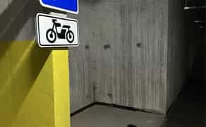 Мотомісце в ЖК Камертон, вул. Річкова, 4