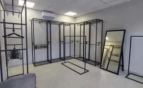 Меблі ЛОФТ Торгівельне обладнання Стелажі у магазин