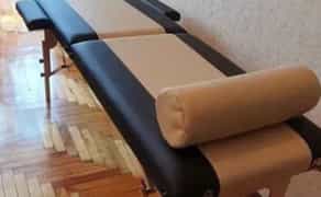 Професійний масажний стіл для мануальної терапії та реабілітації