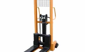 Гідравлічний штабелер вантажопідйомністю 1000 кг