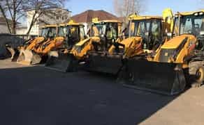 Послуги екскаватора трактора Вишгород. Прибирання снігу