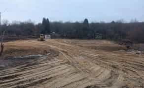 Чистка ділянок,вирівнювання,підсипка