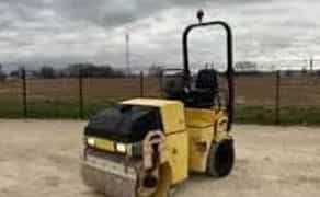 Спецтехніка  в Одесі та Одеській області та по Україні. Каток DYNAPAK CC122