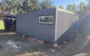 Вагончик битовка дачний домік дім хатка побутивка