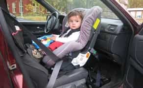 Автокрісло дитяче  крісло автомобільне бустер подушка