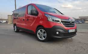 Мікроавтобус Renault Trafic
