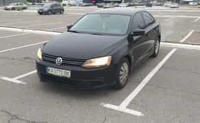 Авто Volkswagen Jetta 2013