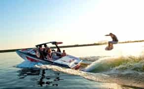 Серфінг за катером