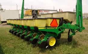 Сівалка JOHN DEERE 7200 Надійна та вигідна