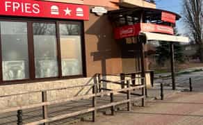 Фасадне приміщення 330 м2 на Гідропарку