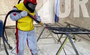 Піскоструйна очистка металу