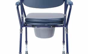 Стілець-туалет з регулюванням висоти