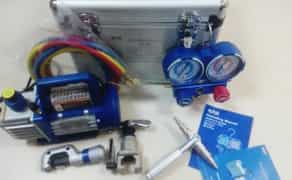 Вакуумний насос та інструмент для холодильної техніки.