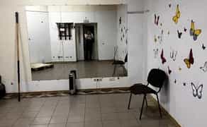 Приміщення на Люсдорській дорогі район ринку Київського таїру.