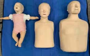 Манекена Little Anne для СЛР