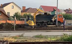 Міні екскаватора копка траншей в Одесі.