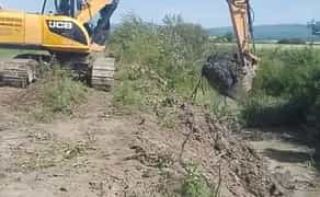 Послуги екскаватора 15-22т. JCB JS220 Komatsu PW180