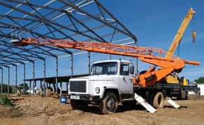 Послуги автовишки ап 17, маніпулятора. Обрізання дерев.