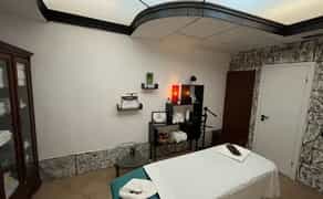 Масажист з десятирічним досвідом. Реабілітації. Спортивний, класичний, лімфодренажний,обличчєвий, антицелюлітний, загальний масаж.