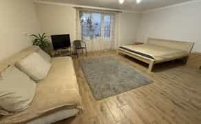 Затишна квартира подобово житло апартаменти термальний басейн