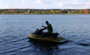 Гідроцикл для веселих пригод на воді