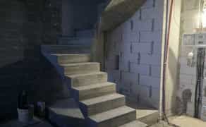 Сходи ПІД КЛЮЧ для будинку, Прямі / Гвинтові бетонні сходи Вишгород!