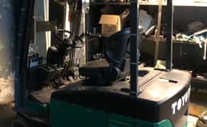 Електронавантажувач Toyota 7FB