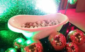 Ванна на левових ніжках