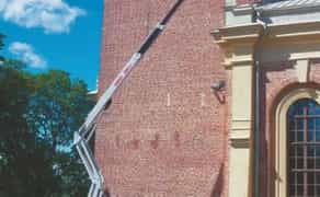 Підйомник колінчастий електричного причіпного DINO 260XT