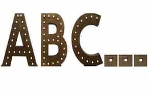 Об’ємні літери з лампочками