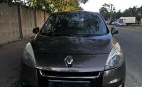 Автомобіль Renault