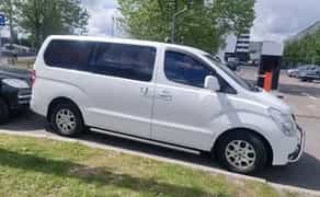 Мікроавтобус Hyundai H1