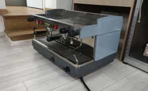 Кавомашина професійна, кофемашина профессиональная