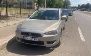 Авто Mitsubishi