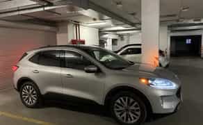 Паркомісце в підземному паркінгу