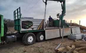 Кран-маніпулятор: замовлення, вантажні перевезення та навантажувальні роботи