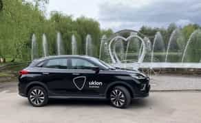 Електромобіль "Бізнес" класу, під таксі.