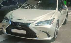 430 Авто на весілля Lexus ES 300h золотий з водієм