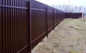 Паркани із профнастилу. Монтаж установок під ключ.