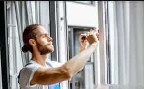 Ремонт вікон, дверей та склопакетів.