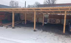 Зручне місце для авто з відеоспостереженням